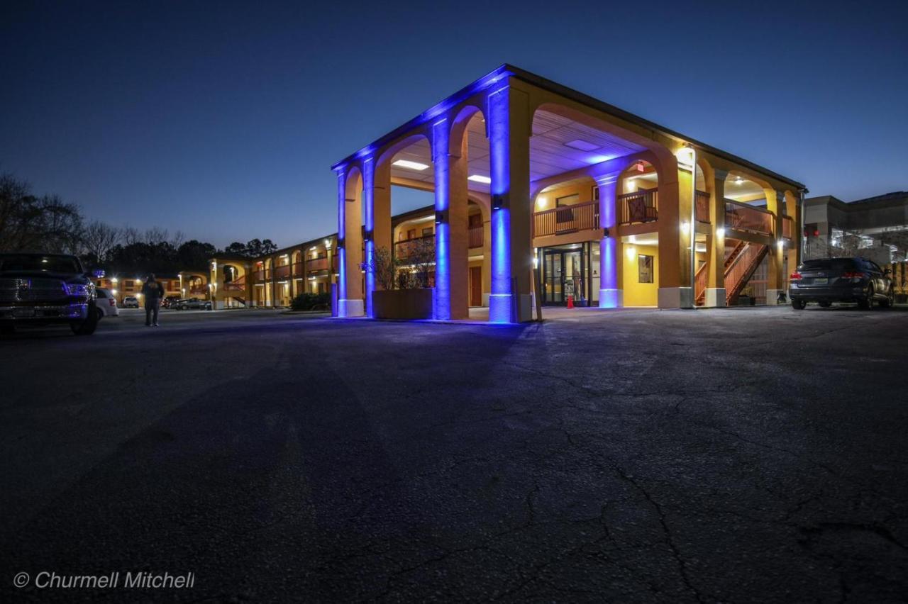 Days Inn By Wyndham Opelika Exterior foto